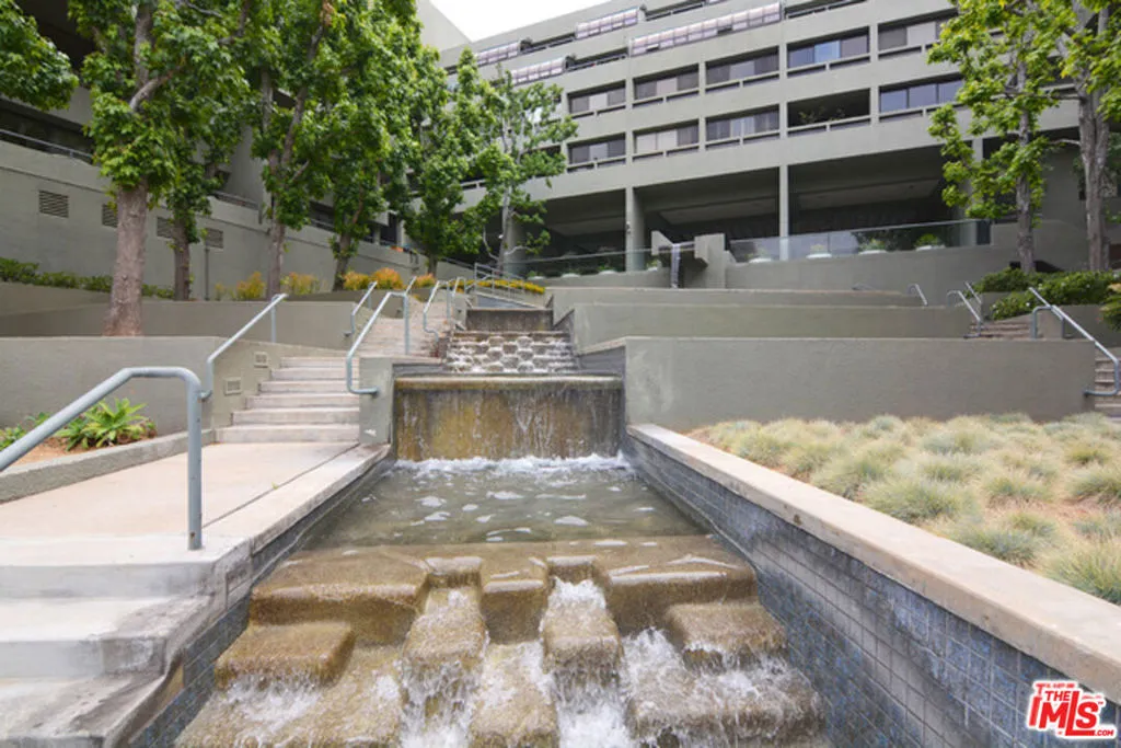 880 W 1st Street 524, Los Angeles, California 90012 home-pic-8